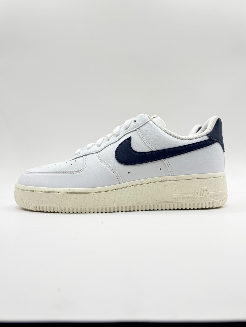 Nike Air Force 1 Low Olympic White Navy Blue Sneakers Size 7.5 Womens